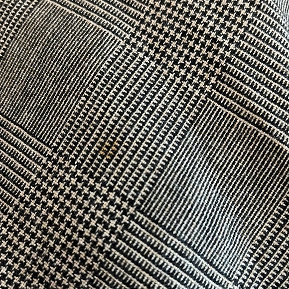 Dana Bachman womens skirt suit set, blazer size 10, skirt size 12 - Picture 4 of 7